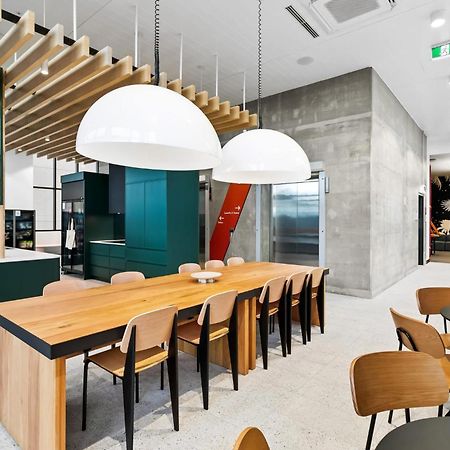 Comfy Stay At Switch Living In The Centre Of Adelaide Luaran gambar