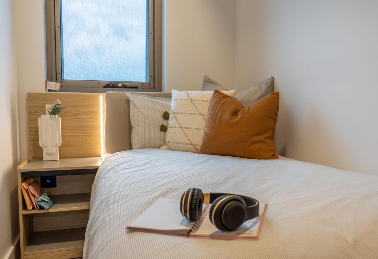 Comfy Stay At Switch Living In The Centre Of Adelaide Luaran gambar