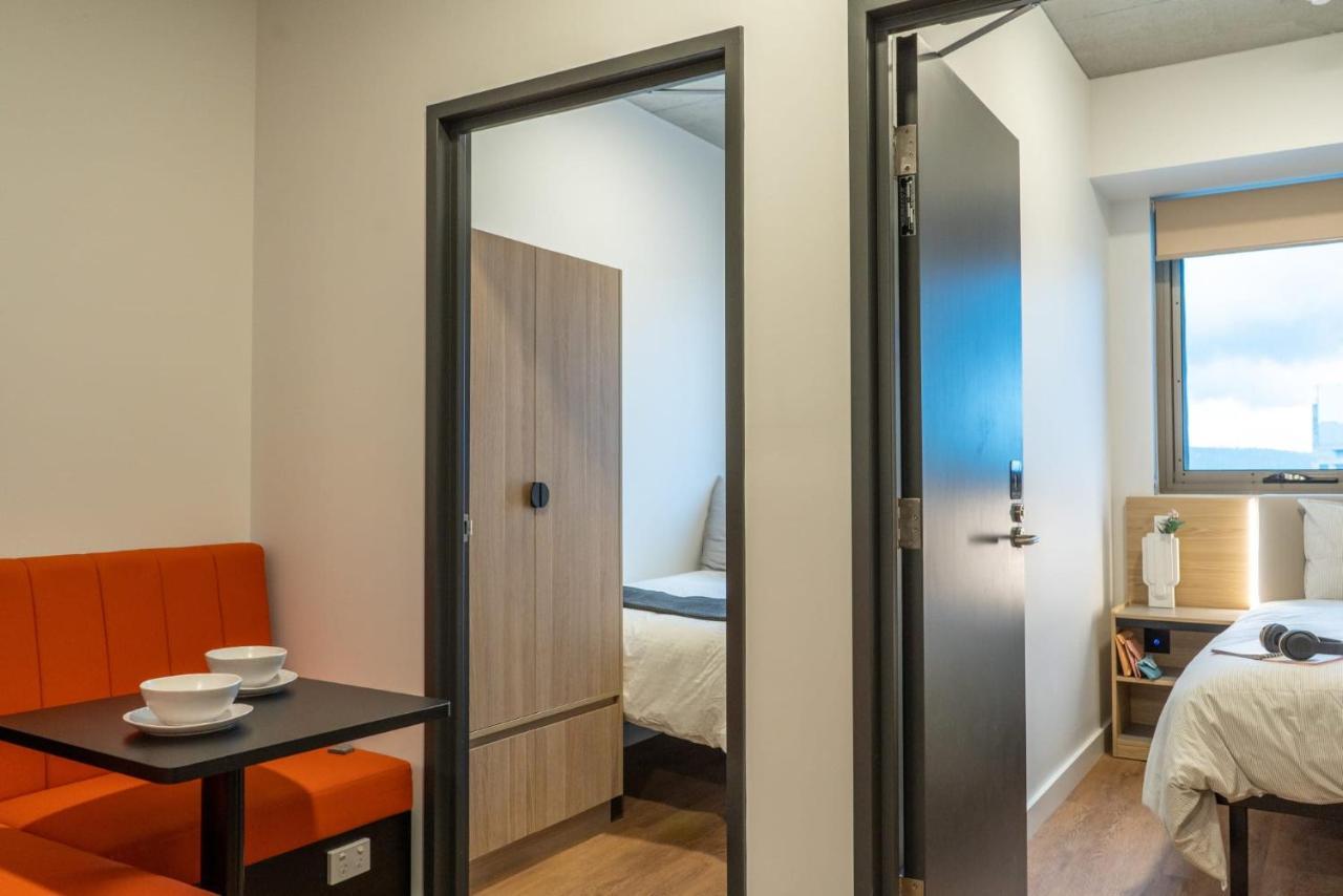 Comfy Stay At Switch Living In The Centre Of Adelaide Luaran gambar